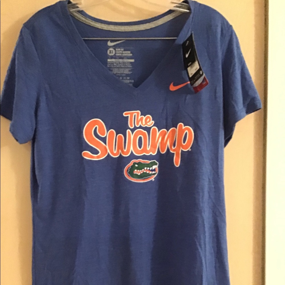 Awesome college football t-shirt!
